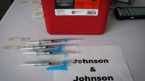 Εμβολιο Johnson / Apo Ton Aprilio To Monodosiko Embolio ...